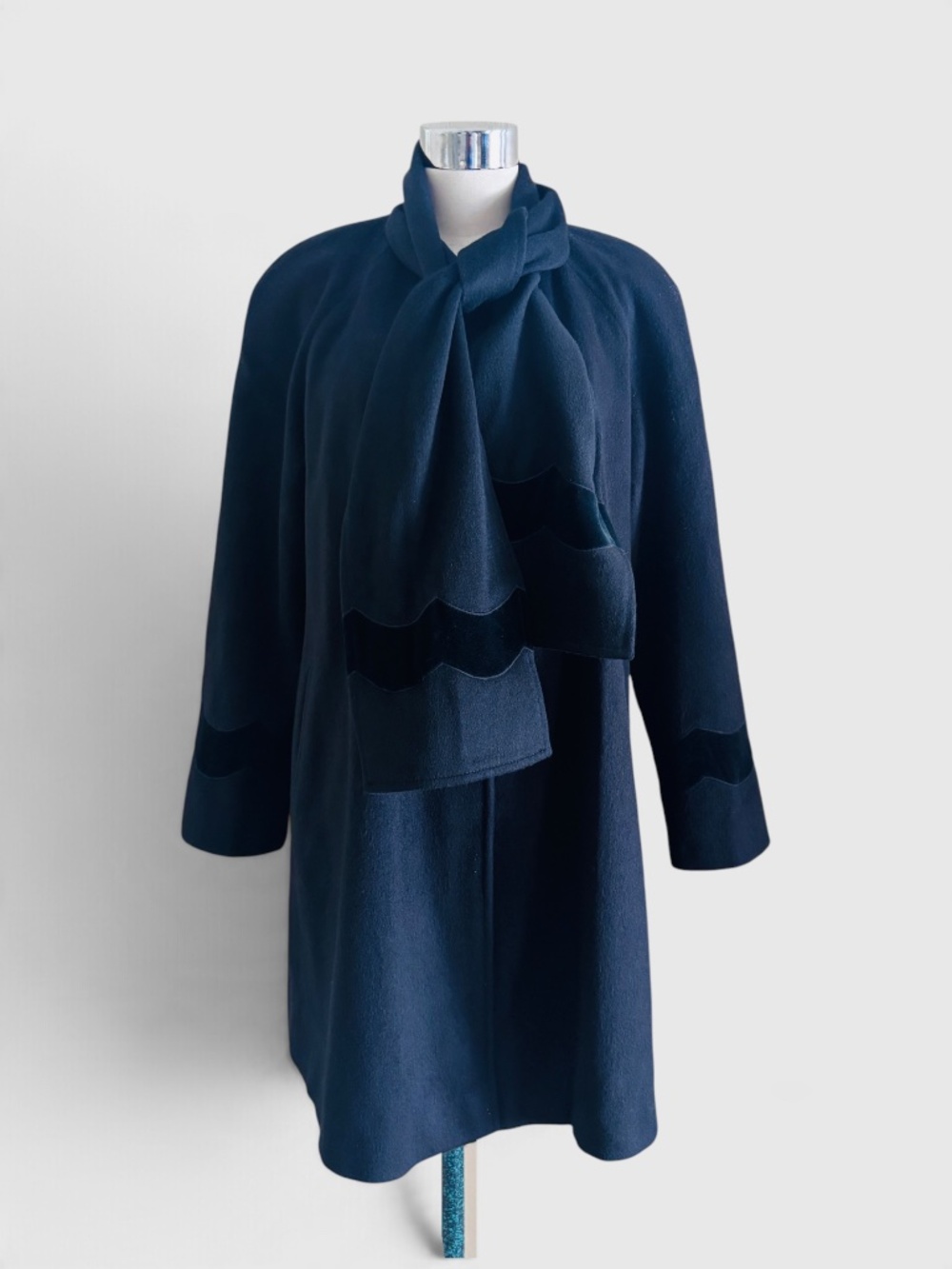 1990s Petite Sophisticate Wool Coat with Velvet Trim